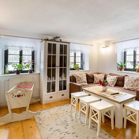 Benesov Nad Cernou By Interhome
